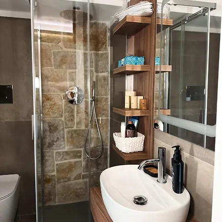 Konukevi My Vesta 3*